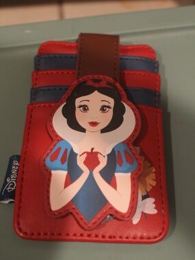 Loungefly Disney Snow White and the Seven Dwarfs Portrait Classic Cardholder